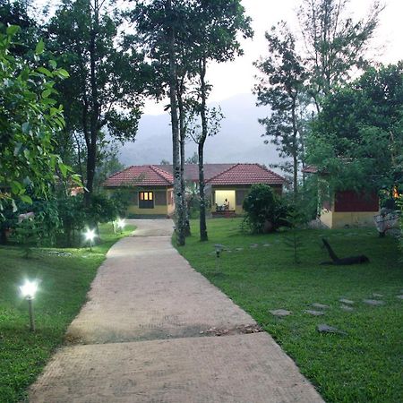 Agraharam Resorts Thirunelly Esterno foto