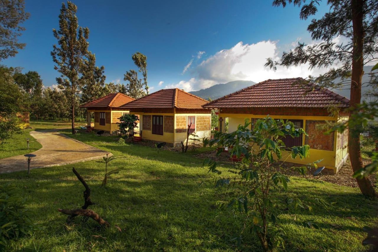 Agraharam Resorts Thirunelly Esterno foto